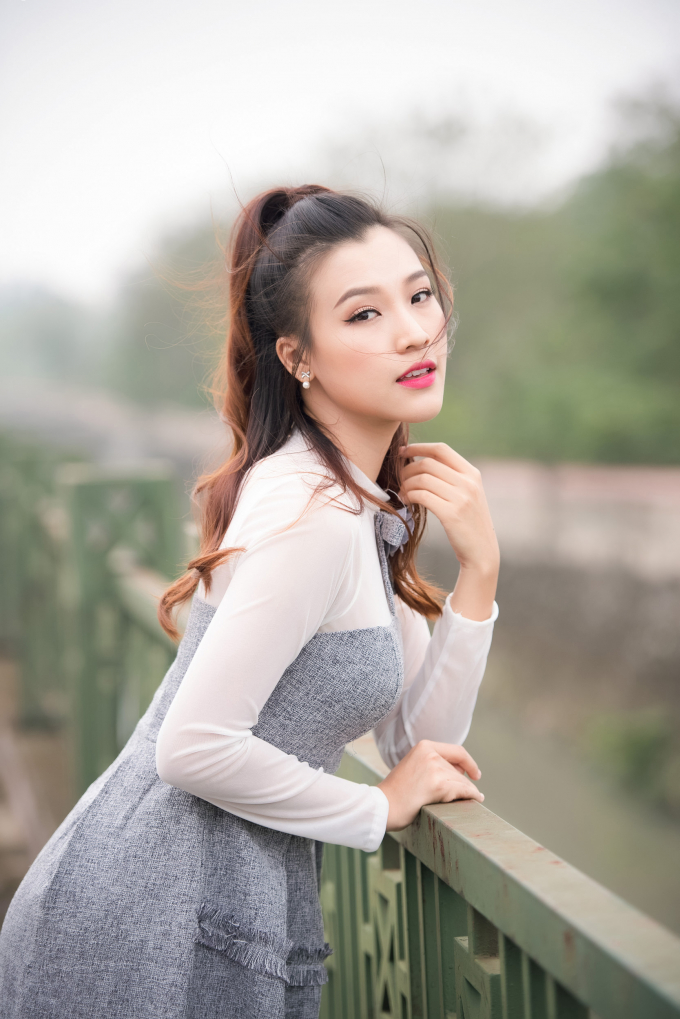 Ho&agrave;ng Oanh l&agrave;m MC Thần tượng &acirc;m nhạc nh&iacute; m&ugrave;a hai