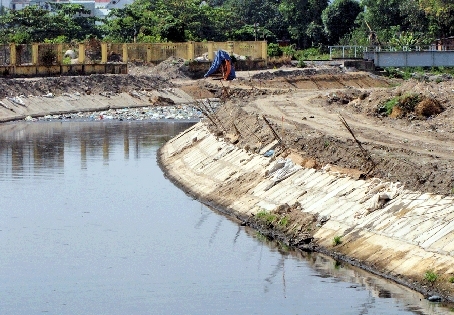 Dự án nạo vét suối Săn Máu: Người dân khiếu nại nhiều khuất tất trong việc thu hồi đất
