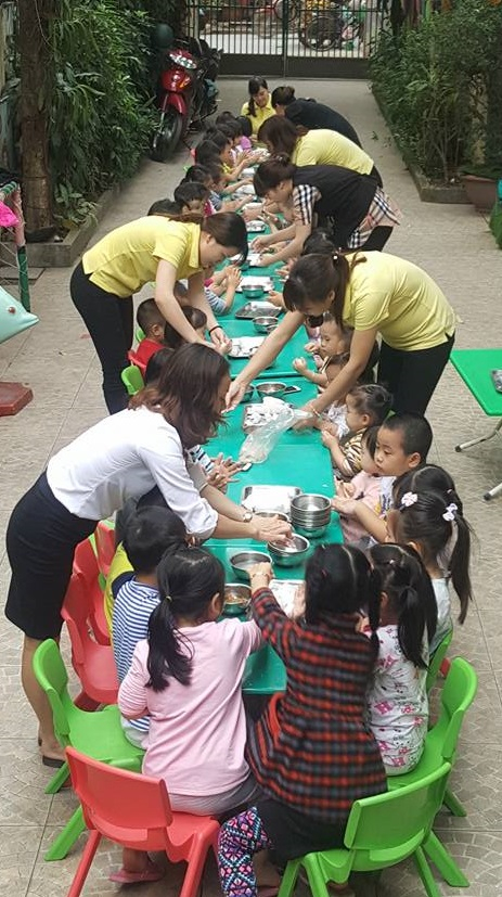 Cứ đến dịp tết H&agrave;n thực (m&ugrave;ng 3/3 &acirc;m lịch), người Việt lại chuẩn bị những đĩa b&aacute;nh tr&ocirc;i, b&aacute;nh chay để c&uacute;ng &ocirc;ng b&agrave;, tổ ti&ecirc;n.