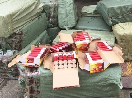 Thanh Hóa: Hàng nghìn quả pháo lậu bị CSGT bắt giữ