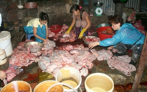 An toàn thực phẩm: Vi phạm nhiều, xử lý chẳng bao nhiêu