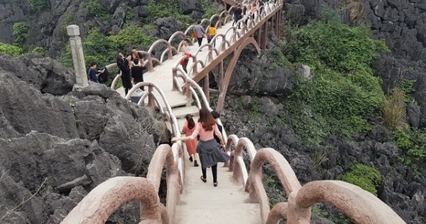 "Lộ" công trình "khủng" không phép khu di sản Tràng An: Chủ tịch UBND huyện Hoa Lư kêu "khó"!