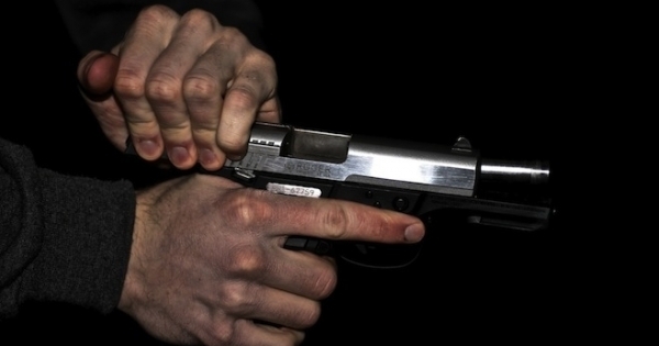 Lâm Đồng: Truy tìm đối tượng bắn vào nhà Giám đốc Sở