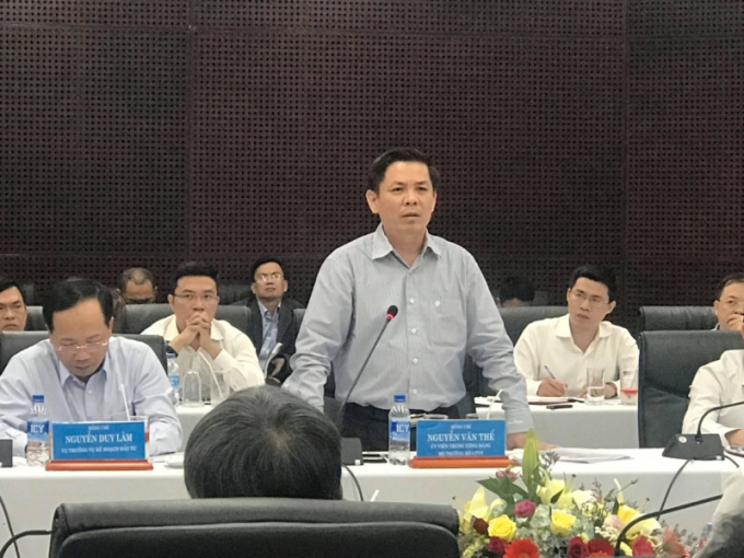 Đối với Dự &aacute;n cảng Li&ecirc;n Chiểu, Bộ trưởng Bộ Giao th&ocirc;ng V&acirc;n tải Nguyễn Văn Thể đề nghị c&aacute;c đơn vị li&ecirc;n quan chậm nhất l&agrave; 15 ng&agrave;y tới phải ho&agrave;n th&agrave;nh c&ocirc;ng t&aacute;c thẩm định B&aacute;o c&aacute;o nghi&ecirc;n cứu tiền khả thi.