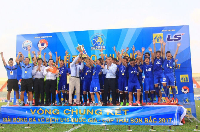 U15 PVF v&ocirc; địch U15 quốc gia 2017.