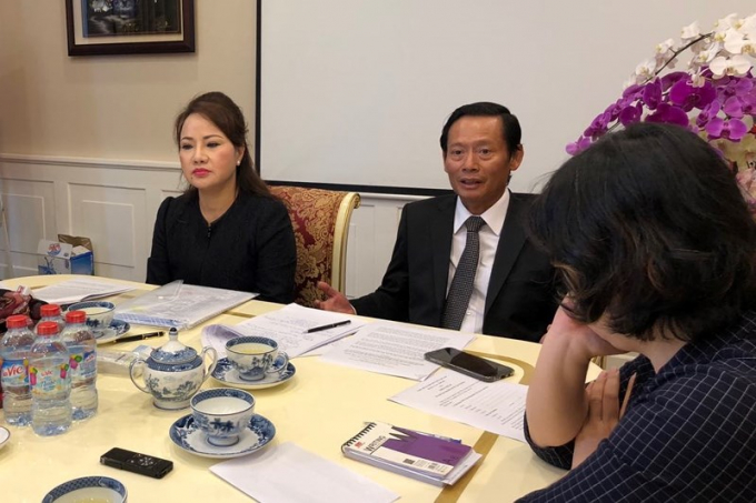 B&agrave; B&igrave;nh v&agrave; luật sư Phan Trung Ho&agrave;i. (Nguồn: PLO)