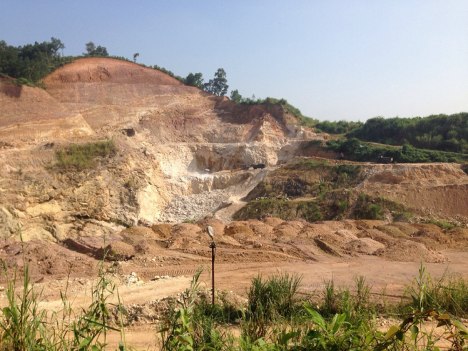 Mỏ Fenspat Phai Hạ