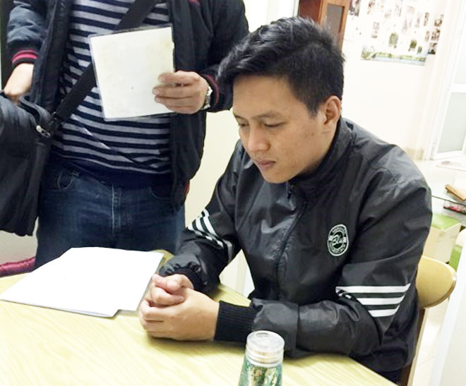 Trần Ho&agrave;i Nam tại cơ quan C&ocirc;ng an.