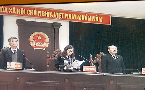 HĐXX tuy&ecirc;n &aacute;n đối với c&aacute;c bị c&aacute;o.