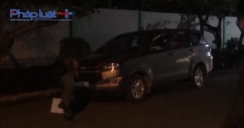 Bình Dương: Táo tợn đập cửa kính ô tô, trộm tài sản