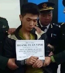 Đối tượng Ho&agrave;ng Tuấn Vinh tại cơ quan chức năng.