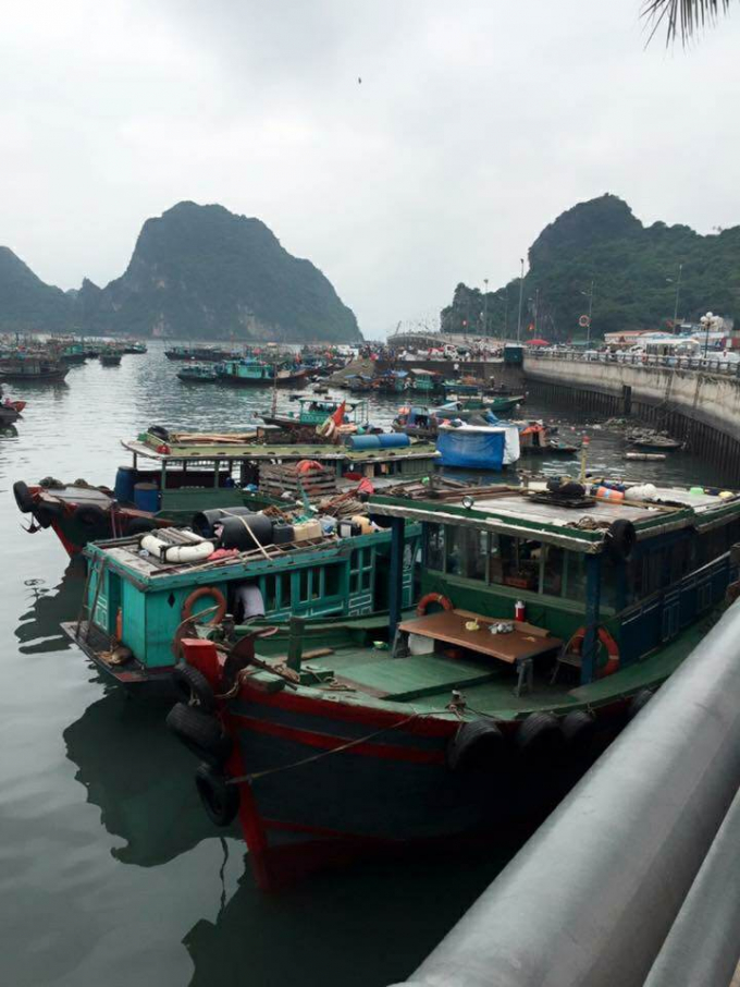 R&aacute;c thải mất mỹ quan.