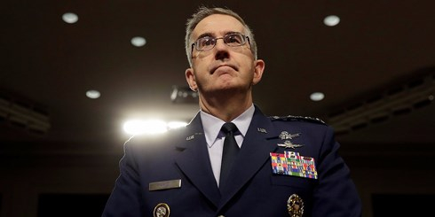 Tướng Kh&ocirc;ng qu&acirc;n John Hyten, Chỉ huy Bộ Tư lệnh chiến lược Mỹ tại phi&ecirc;n điều trần. Ảnh: Businessinsider.&nbsp;