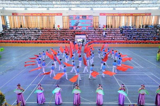 To&agrave;n cảnh lễ khai mạc.&nbsp;