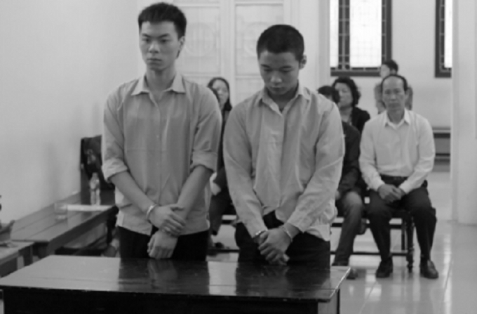 C&aacute;c bị c&aacute;o tại t&ograve;a.