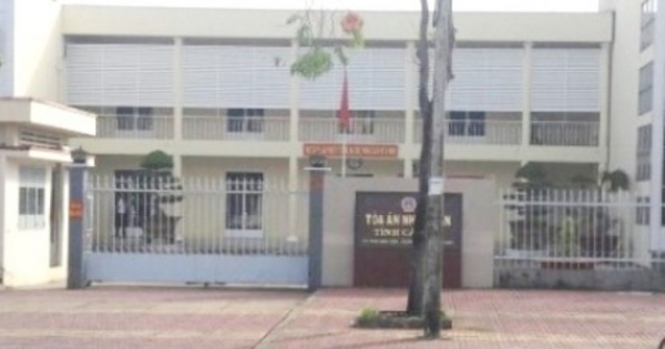 “Chạy” án, nguyên Chánh tòa Dân sự tỉnh Cà Mau chỉ bị tù treo