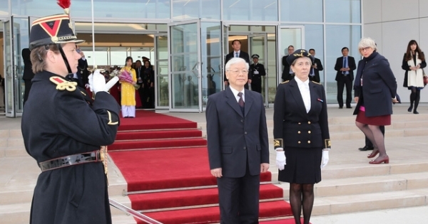 Tổng Bí thư Nguyễn Phú Trọng bắt đầu thăm chính thức Cộng hòa Pháp