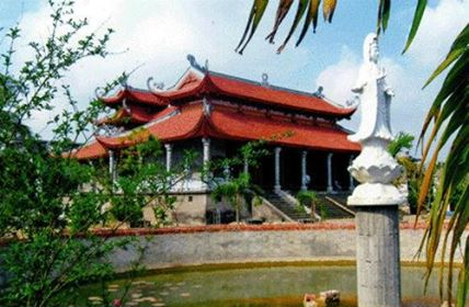 Ch&ugrave;a Đ&ocirc;ng Tạ nơi xảy ra sự việc.