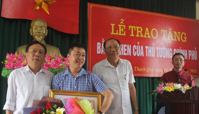 Anh Dương Hải Cường - Người bất chấp thời tiết lạnh gi&aacute; nhảy xuống s&ocirc;ng Phủ cứu người phụ nữ đang đuối nước.