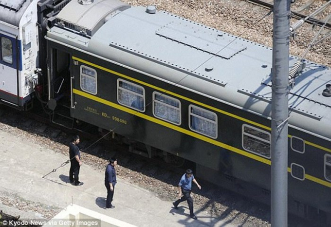 Điều chưa biết về đo&agrave;n t&agrave;u bọc th&eacute;p chuy&ecirc;n chở l&atilde;nh đạo Triều Ti&ecirc;n