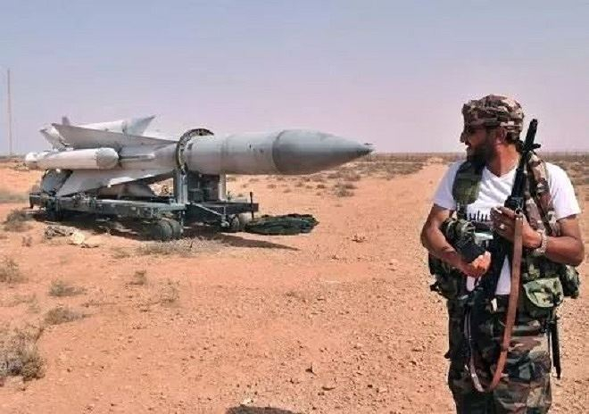 T&ecirc;n lửa S-200 của Syria