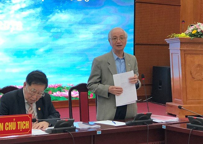 TS Đ&agrave;o Ngọc Nghi&ecirc;m, Ph&oacute; Chủ tịch Hội Quy hoạch ph&aacute;t triển đ&ocirc; thị Việt Nam, cho hay vấn đề di dời đ&atilde; được đặt ra gần 20 năm qua nhưng đến nay chưa l&agrave;m được.