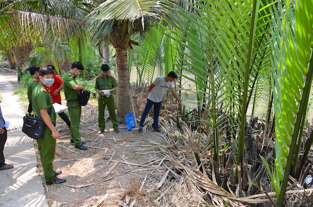 Hiện trường xảy ra vụ việc. (Ảnh: b&aacute;o C&ocirc;ng an nh&acirc;n d&acirc;n)