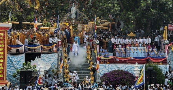 Công bố 2 kỷ lục Việt Nam tại Lễ hội Quán Thế Âm Đà Nẵng