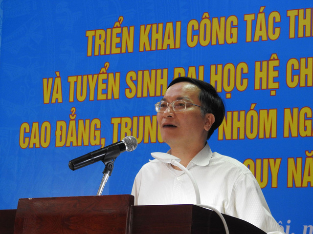 &Ocirc;ng Phạm Văn Đại, Ph&oacute; Gi&aacute;m đốc Sở GD&amp;amp;amp;ĐT H&agrave; Nội lưu &yacute; c&aacute;c Hiệu trưởng cần nắm r&otilde; quy chế thi THPT quốc gia.