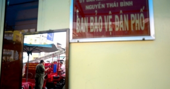 Bảo vệ dân phố vay tiền ngân hàng tự chế xe cứu hỏa