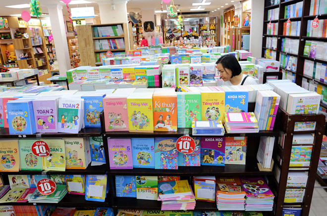 Nếu chỉ d&ugrave;ng một bộ SGK th&igrave; mọi thử nghiệm sư phạm để cải tiến, n&acirc;ng cao chất lượng SGK gặp nhiều kh&oacute; khăn