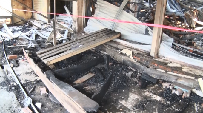 Thiệt hại ban đầu ước t&iacute;nh khoảng 2 tỷ đồng (Ảnh: Anh Tuấn)