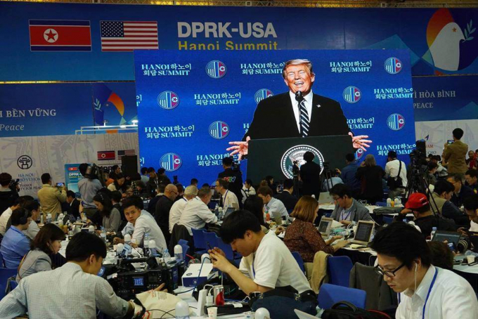 Việt Nam l&agrave; nước chủ nh&agrave; đăng cai tổ chức Hội nghị Thượng đỉnh Mỹ - Triều v&agrave; đ&atilde; l&agrave;m tốt nhất những g&igrave; c&oacute; thể. Sự ch&acirc;n th&agrave;nh của Việt Nam được hai b&ecirc;n c&ugrave;ng cộng đồng quốc tế đ&aacute;nh gi&aacute; cao