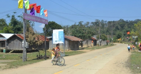 Ly kỳ chuyện người anh hùng tuổi 70 tay không hạ gục 