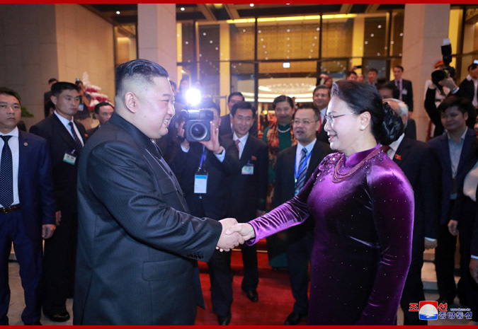 Chủ tịch Kim Jong-un khẳng định t&igrave;nh bạn s&acirc;u sắc với Việt Nam