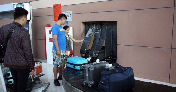 Vì đâu hành lý máy bay bị nứt vỡ, mất cắp?