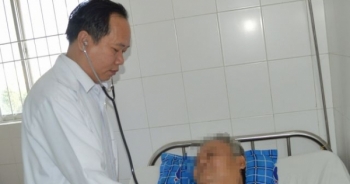 Cứu sống bệnh nhân bị hoại tử ruột, suy tim, suy thận, rối loạn đông máu