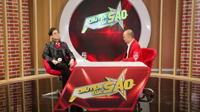 Danh ca Ngọc Sơn trong chương tr&igrave;nh Chuyện của Sao.&nbsp;