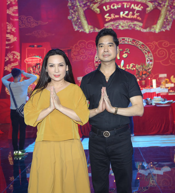 Danh ca Ngọc Sơn l&ecirc;n tiếng khẳng định: &ldquo;T&ocirc;i l&agrave; đ&agrave;n &ocirc;ng, men 100%&rdquo; sau những tin đồn về giới t&iacute;nh