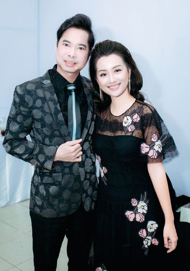 Danh ca Ngọc Sơn l&ecirc;n tiếng khẳng định: &ldquo;T&ocirc;i l&agrave; đ&agrave;n &ocirc;ng, men 100%&rdquo; sau những tin đồn về giới t&iacute;nh