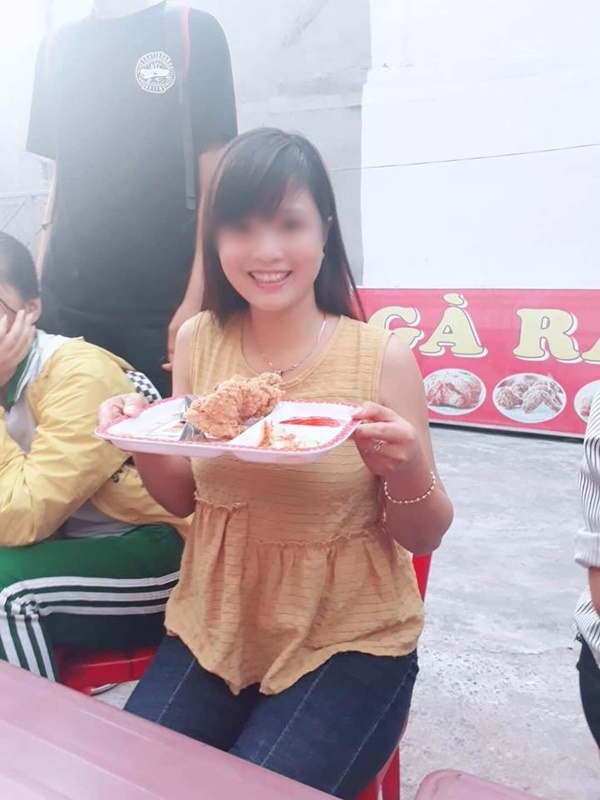 Ch&acirc;n dung c&ocirc; gi&aacute;o H được cộng đồng mạng truy t&igrave;m v&agrave; trở th&agrave;nh đề t&agrave;i h&oacute;t nhất hiện nay.