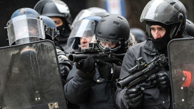 Hiện nay, s&uacute;ng LBD vẫn tiếp tục được sử dụng.