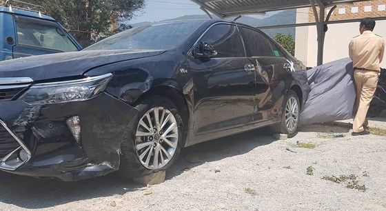 &Ocirc; t&ocirc; do b&agrave; Th&uacute;y điều khiển g&acirc;y tai nạn sau khi uống rượu bia.&nbsp;ẢNH: L&Acirc;M VI&Ecirc;N