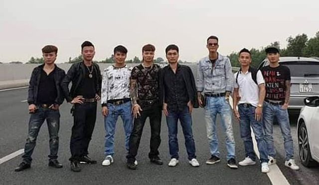 Nh&oacute;m Kh&aacute;