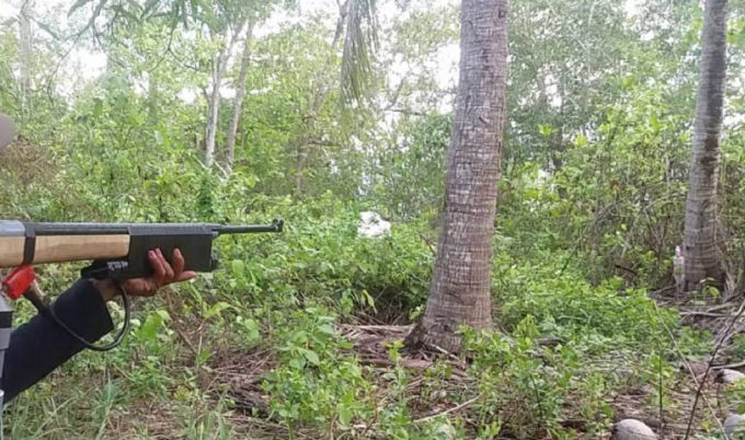 Do lầm tưởng bố vợ l&agrave; th&uacute; rừng, người con rể đ&atilde; nổ s&uacute;ng khiến &ocirc;ng n&agrave;y bị thương v&agrave; tử vong (ảnh minh họa).