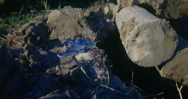 Kiên Giang: Cột điện ngã đổ khiến 2 người thương vong