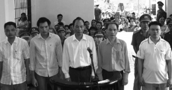 Lòng tham làm mờ mắt, trưởng công an huyện lĩnh án vì ăn chặn kỳ nam