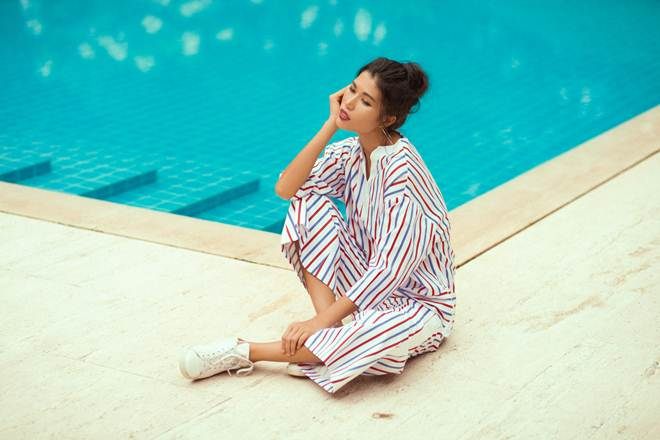 Sau khi tạm xa s&agrave;n diễn, Trang Lạ tập trung cho việc học v&agrave; hiện đ&atilde; tốt nghiệp MBA của đại học B&aacute;ch Khoa li&ecirc;n kết với Đại học Thuỵ Sĩ. Sau tốt nghiệp c&ocirc; th&agrave;nh lập v&agrave; điều h&agrave;nh c&ocirc;ng ty ri&ecirc;ng. Trang Lạ hướng tới việc x&acirc;y dựng h&igrave;nh ảnh một doanh nh&acirc;n trẻ th&agrave;nh c&ocirc;ng.