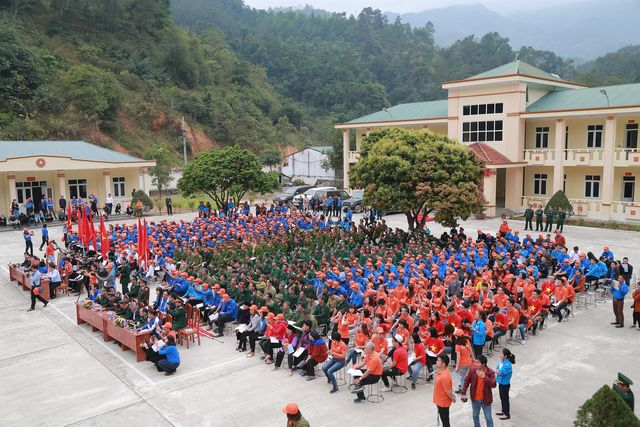 Lễ ph&aacute;t động chương tr&igrave;nh &ldquo;Th&aacute;ng Ba bi&ecirc;n giới&rdquo; năm 2019.