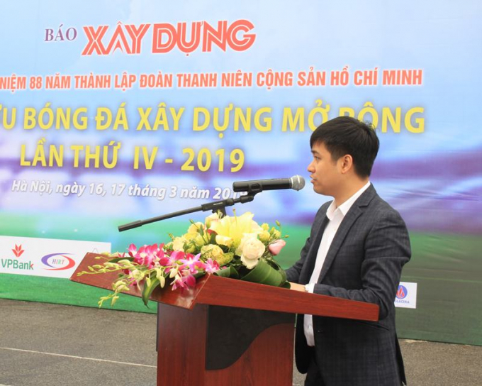 &Ocirc;ng Nguyễn Sơn T&ugrave;ng - Ph&oacute; Tổng Bi&ecirc;n tập B&aacute;o X&acirc;y dựng ph&aacute;t biểu bế mạc.